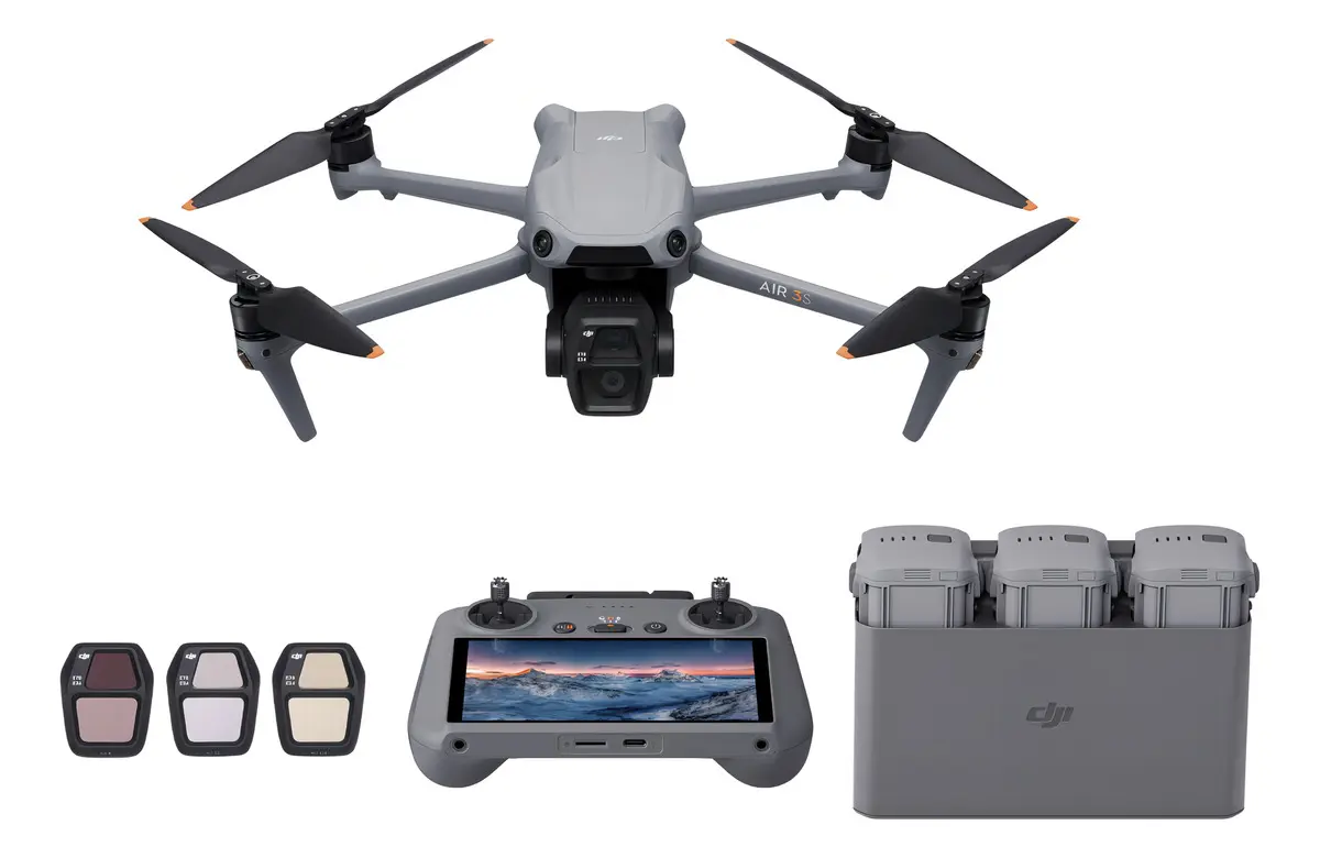 DJI Air 3S · Fly More Combo con DJI RC 2 · 3 baterías